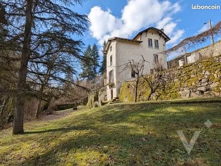 maison 6 pièces 165 m²