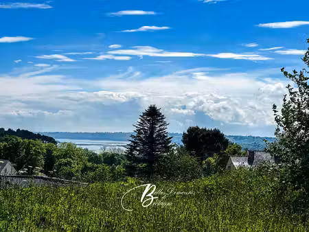 a vendre terrain vue mer en centre bourg