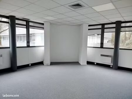bureaux 843 m² le bourget-du-lac
