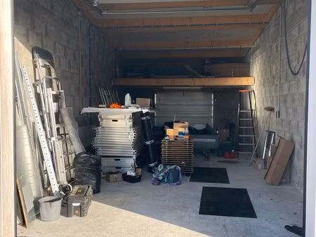 hangar de stockage proche 4 voies idéal artisan