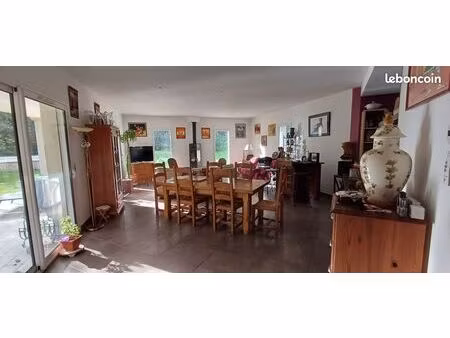 maison individuelle de 138 m2 avec piscine et jardin à cheyssieu (38550)