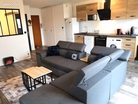 ​◊ spécial investisseur : t2 de 50 m² rénové & meublé – rendement 5 76% – pied du métro