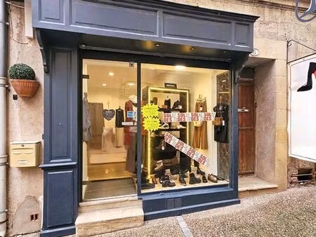 boutique 31 m² pézenas