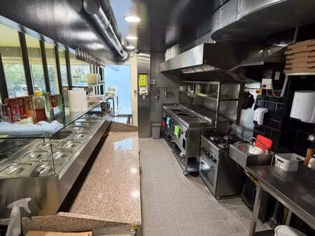 local commercial avec extraction