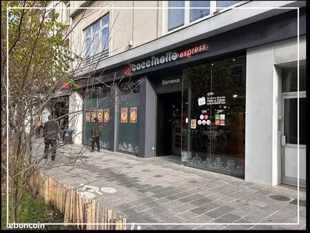 local commercial 396 m²