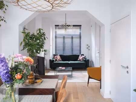 karaktervolle gezinswoning met vier slaapkamers  twee bad...