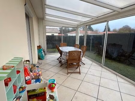 maison de plain pied à hostens