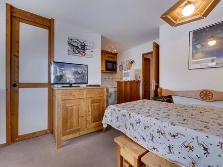 2 pièces cabine  ski au pied