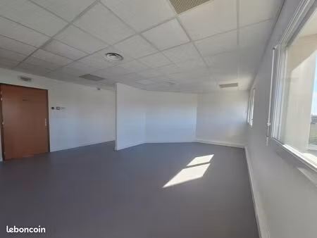 local professionnel bureau 100 m² neuf – andrézieux-bouthéon