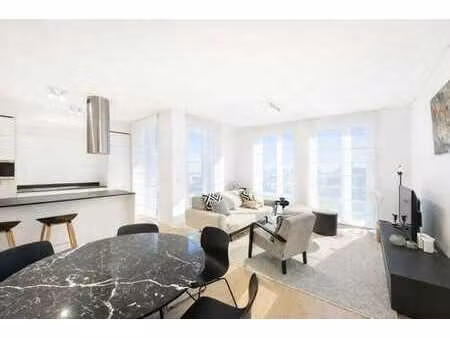 the one : superbe appartement 3ch. + 3 sdb meublé