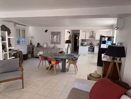 appartement t3 de 82m2 avec terrasse de 18m2 et garage de 100m2