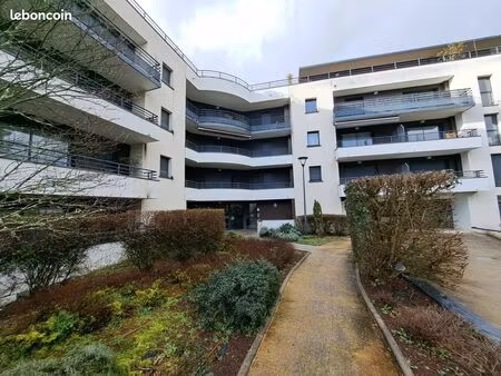 magnifique t3  très lumineux  residence de standing sécurisée talence à proximité de la ma