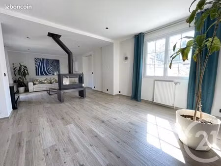 maison 6 pièces 190 m²