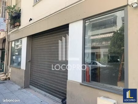 local commercial 396 m²
