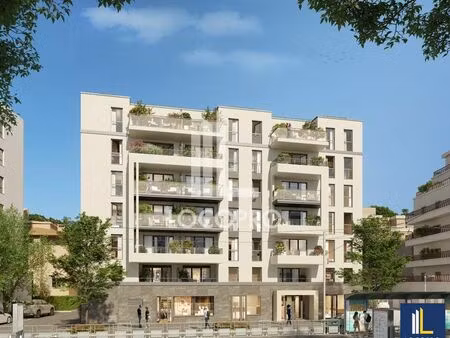 local commercial 66 m²