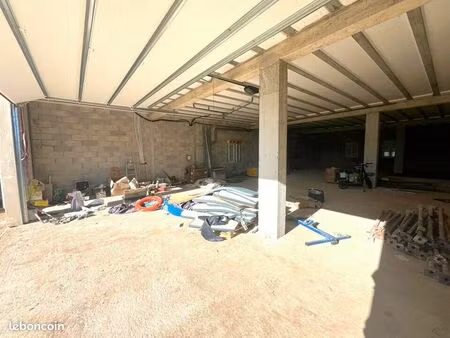 entrepot - logistique 230 m² vidauban