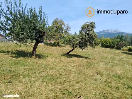 terrain 820 m² bellecombe-en-bauges
