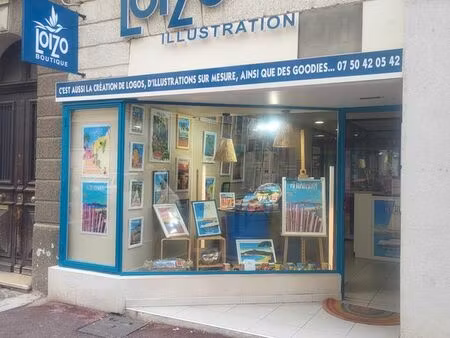 tres grand local commercial 80 m2 - centre ville de hyeres