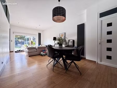 maison 6 pièces 138 m²