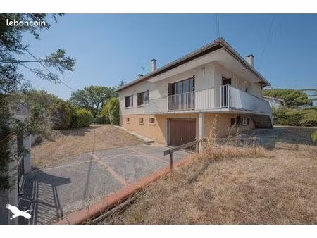 maison 6 pièces 126 m²