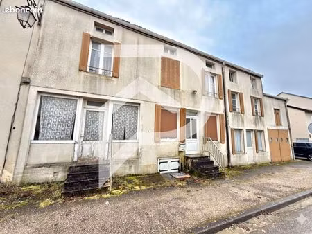propriété 9 pièces 301 m²