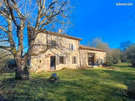 maison 6 pièces 175 m²