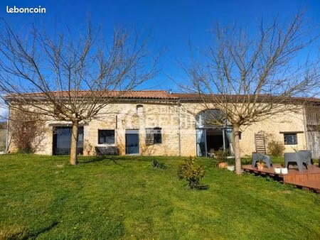 maison 6 pièces 179 m²