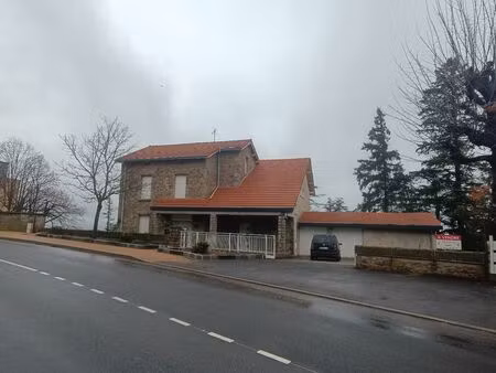 maison de maître en pierre