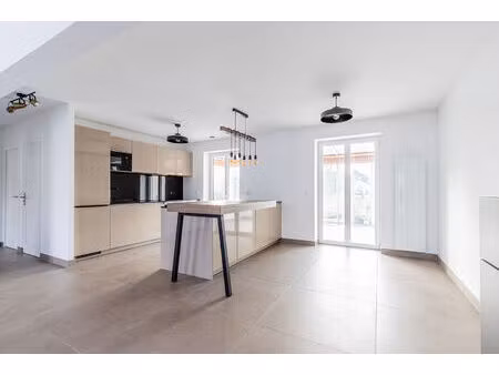 maison villecresnes 8 pièce(s)