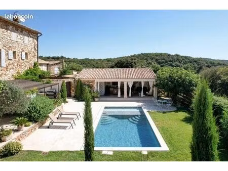 ferme 7 pièces 292 m²