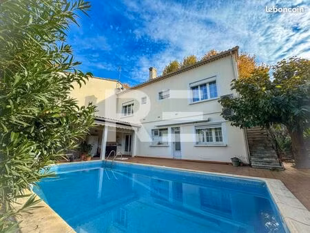 maison 5 pièces 138 m²