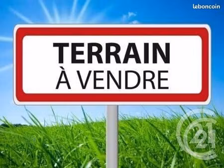 terrain 4 347 m² peronne