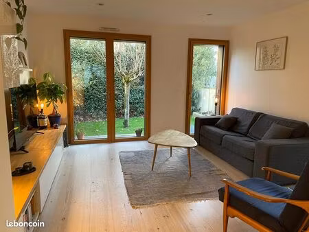 maison de ville rénovée et équipée avec jardin  secteur terre neuve/carle vernet