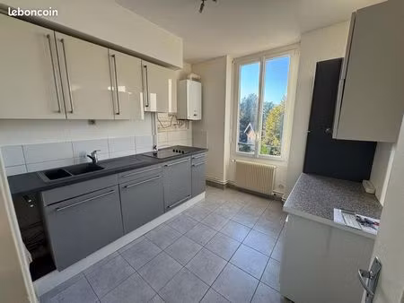 appartement t3 + parking