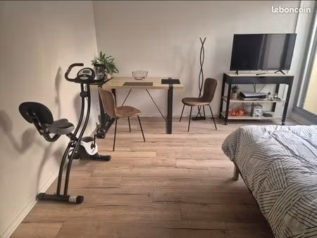 studio lumineux avec terrasse  parking et cave – mont-saint-aignan