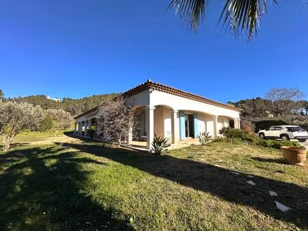 vente maison 5 pièces 186 m² solliès-pont (83210)