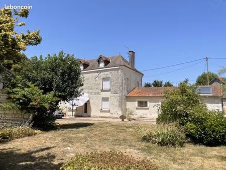 maison 5 pièces 180 m²