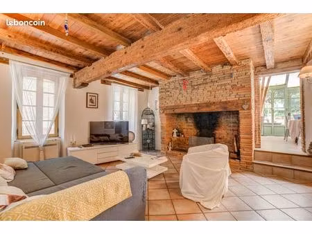 maison 7 pièces 193 m²