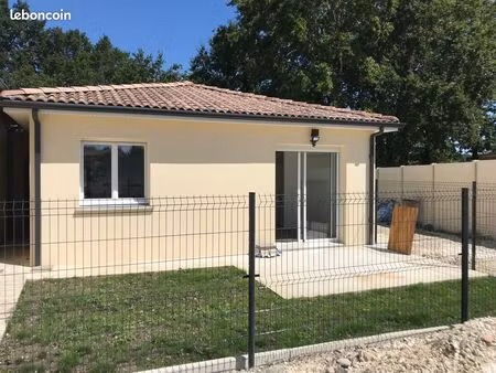 t2 meublé avec jardin (eau + éléctricité inclus)