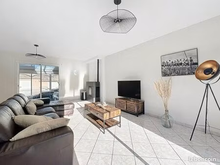 à vendre - maison familiale t5 avec dépendance 184m2