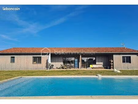 maison en bois 6 pièces 136 m²