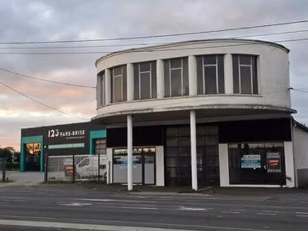 local commercial emplacement n°1