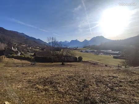 en exclusivité  la fruitière  terrain constructible de 1000m2 sur le secteur de perroix