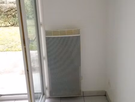 maison avec deux chambres