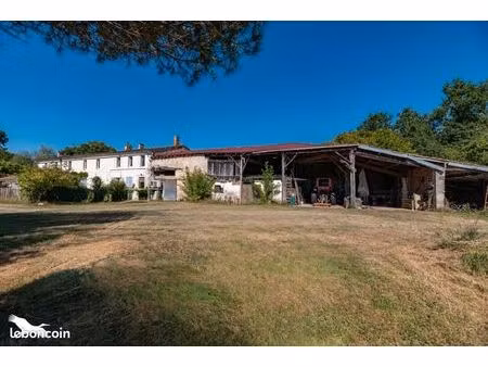 longère 13 pièces 398 m²