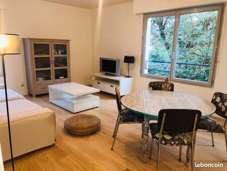 t2 meublé lumineux - balcon