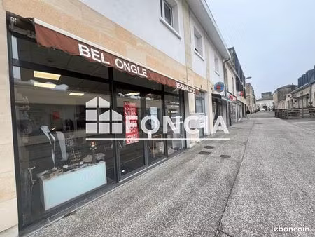 local commercial 46 m²