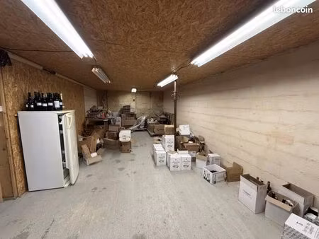 local bureaux 66 m²