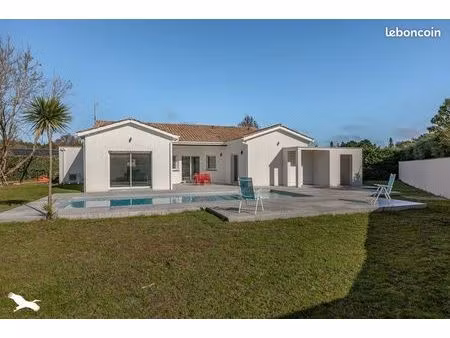 maison 4 pièces 161 m²