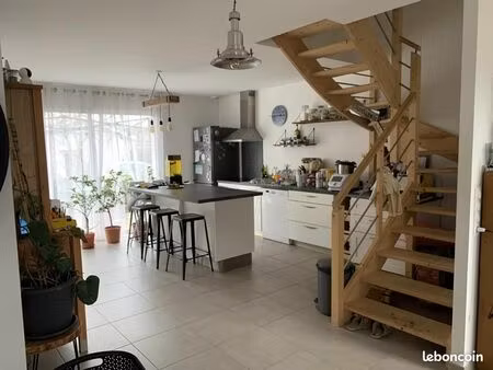 maison 4 pièces 85 m²